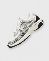 SUNVES CC SNEAKERS in silver — chunky low-top sneaker with a lace-up front