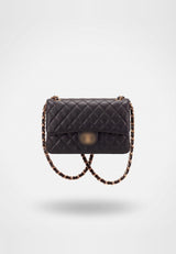Sunves Pebble Medium Bag in Black, studio