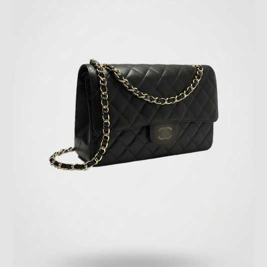 Sunves CC Pebble Medium Bag (25cm) — quilted shoulder bag with a chain strap, studio view