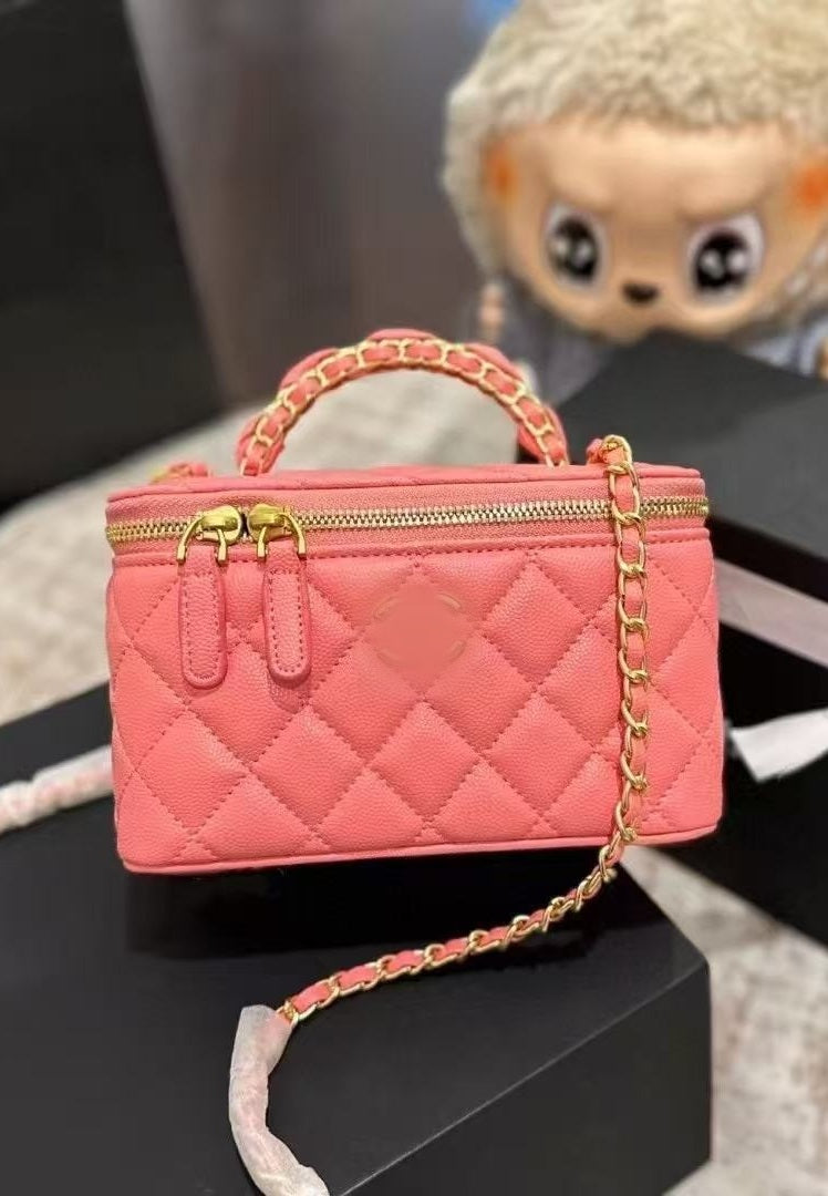 SUNVES CC VANITY BAG in Pink, quilted vanity case with a top handle and chain strap