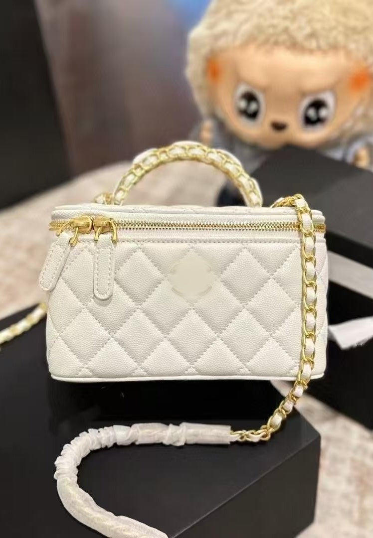 SUNVES CC VANITY BAG in White, quilted vanity case with a top handle and chain strap