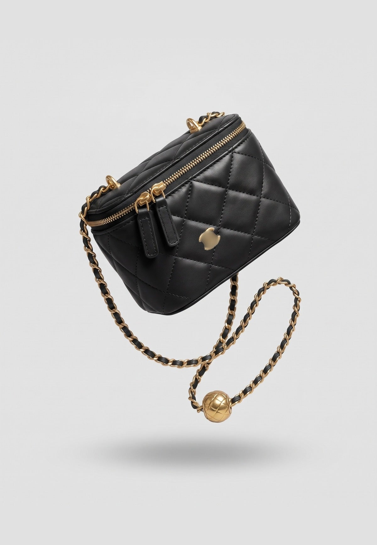 Sunves Mini Vanity Bag in Black, studio